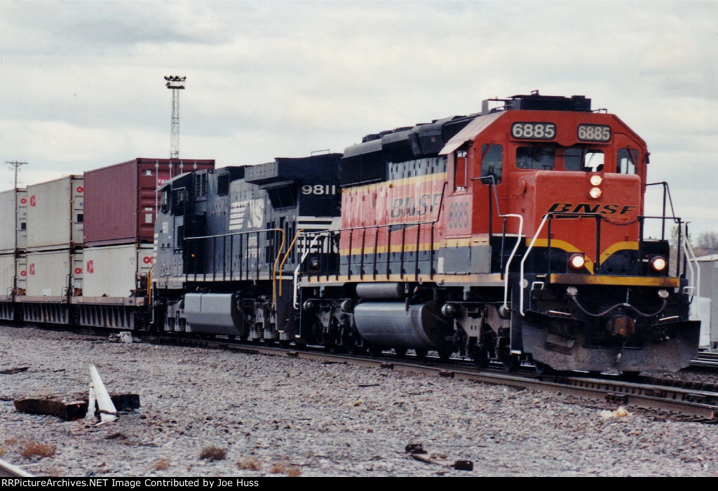 BNSF 6885 East